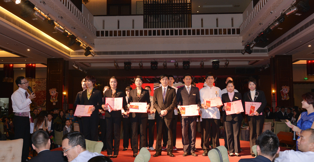 放飞梦想，携手共进——AG8旗舰厅餐饮集团2015年春茗晚宴隆重举行