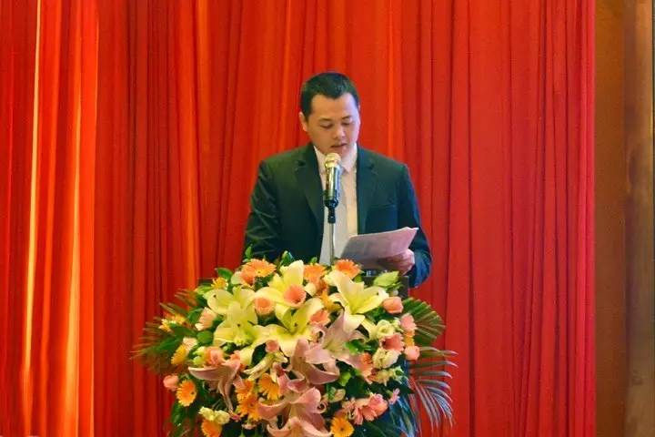 AG8旗舰厅餐饮集团2017年上半年培训总结会顺利召开
