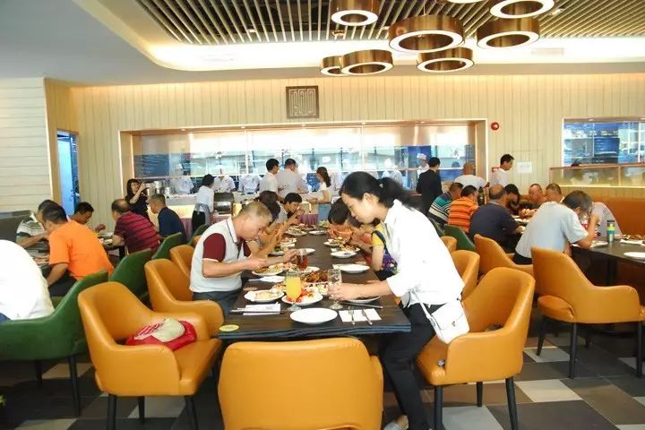 AG8旗舰厅乐厨盛大开业人气爆表，AG8旗舰厅餐饮集团再添新秀！