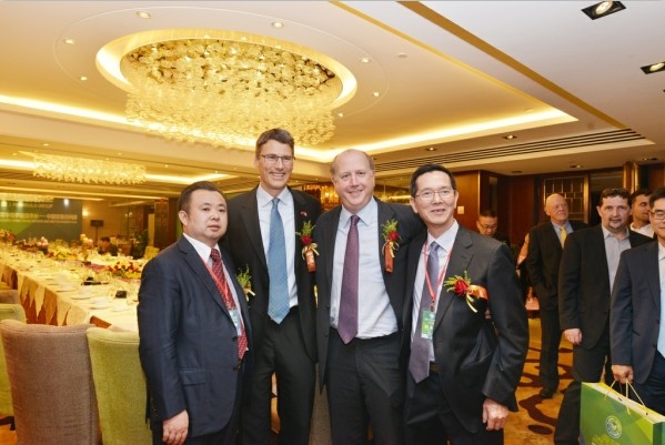 温哥华市长率团访华  广州御珍轩设宴欢迎